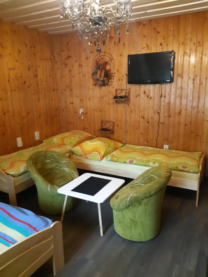 Drevenica Talia Apartment Liptovsky Mikulas Luaran gambar